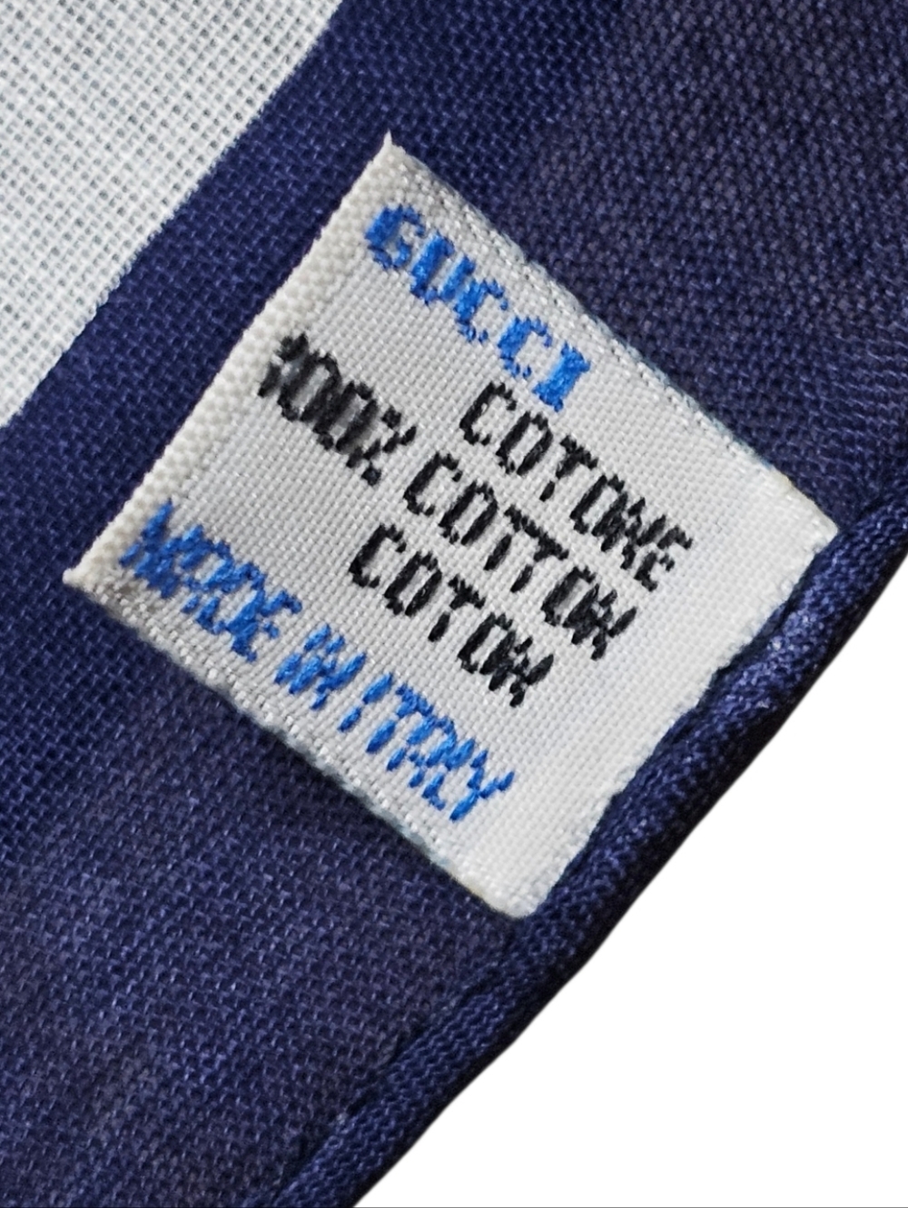 GUCCI SCARF - Picture 13 of 14